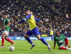 IM体育注册链接-关于沙尔克主场大胜霍芬海姆，取得重要胜利的信息