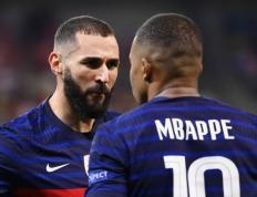 IM体育官方网站-包含皇家马德里压力山大，危机四伏的词条