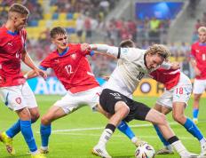 IM体育注册链接-包含欧洲足球精英集结，谁将荣获胜利？的词条