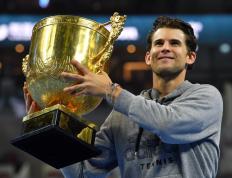 IM体育网页版登录入口-包含联合杯险胜拉沃尔杯，蒂姆统治全场的词条