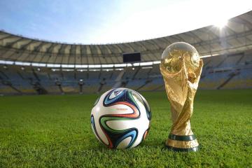 IM体育app-当枫叶遇见蓝海，维尼修斯跨洲闪耀，加拿大与那不勒斯的足球奇缘