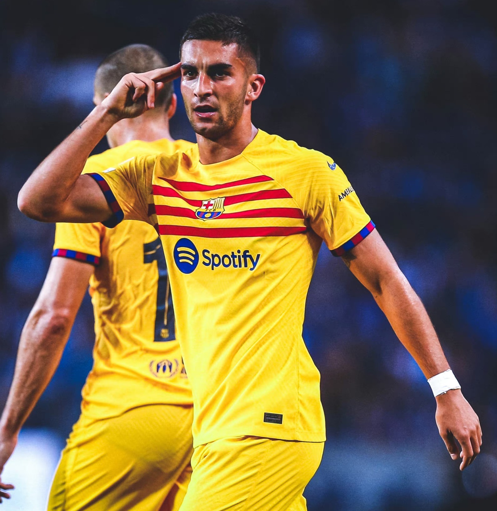 IM体育官方网-哥伦比亚爆冷韩国,费兰·托雷斯惊艳世界的简单介绍