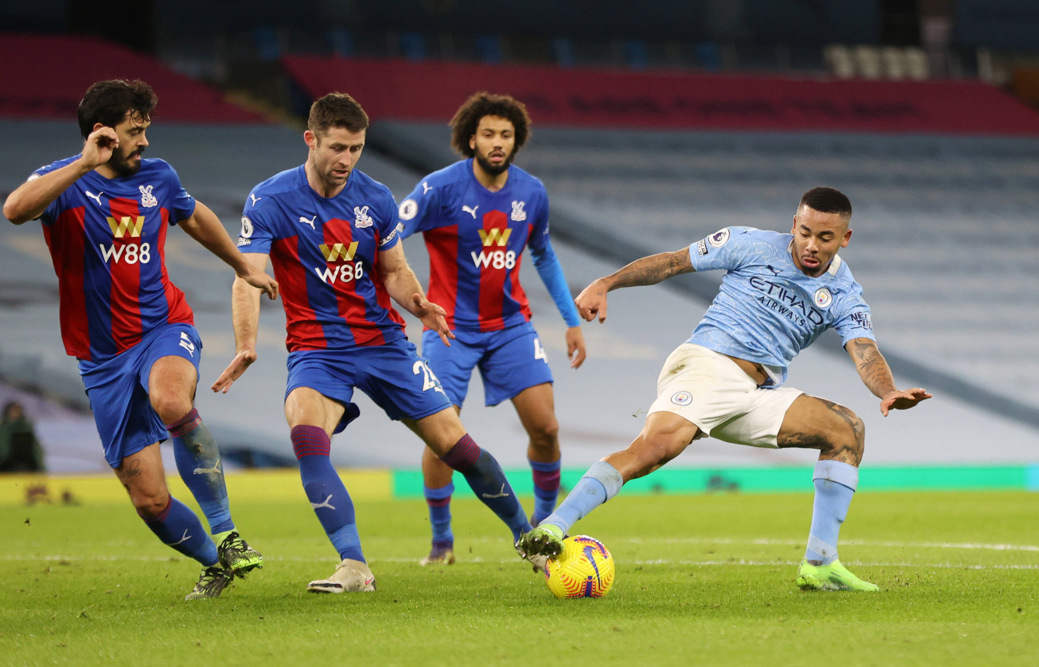 IM体育社区互动入口-关于斯旺西胜负如一,英超表现褒贬不一的信息