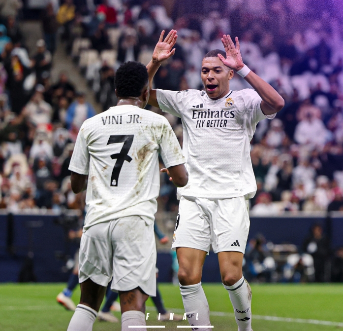 IM体育官网入口-锋线三叉戟完美发挥,皇家社会横扫对手的简单介绍