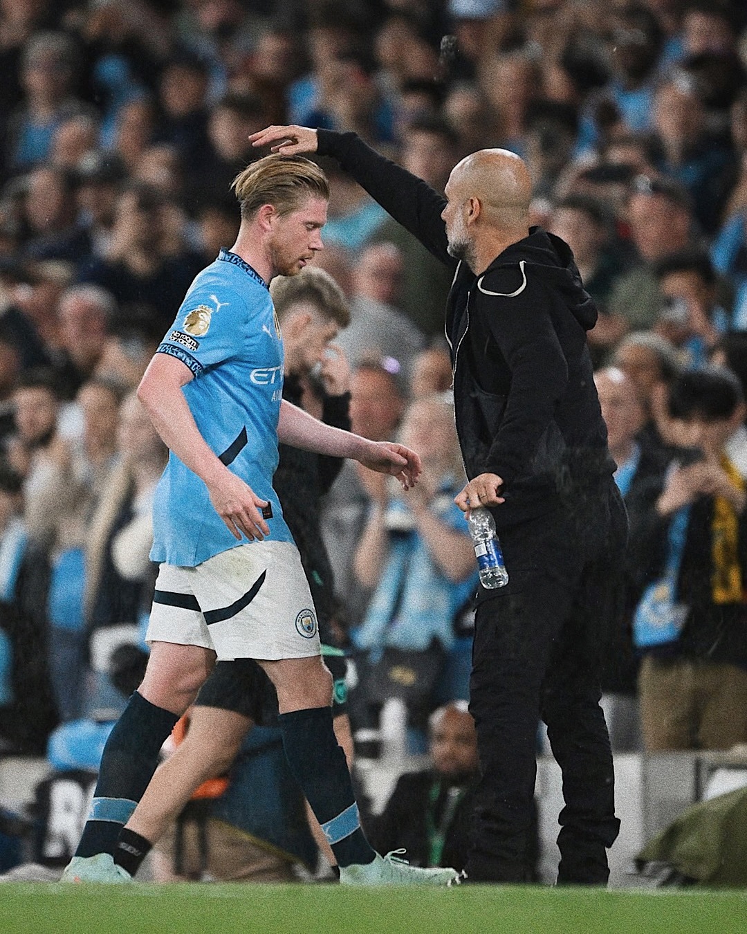 IM体育App下载-包含里昂客场-不敌曼城，无缘取胜的词条