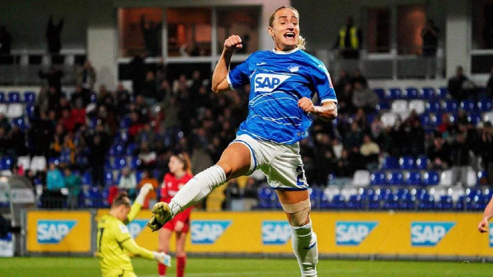 IM体育注册链接-关于沙尔克主场大胜霍芬海姆,取得重要胜利的信息