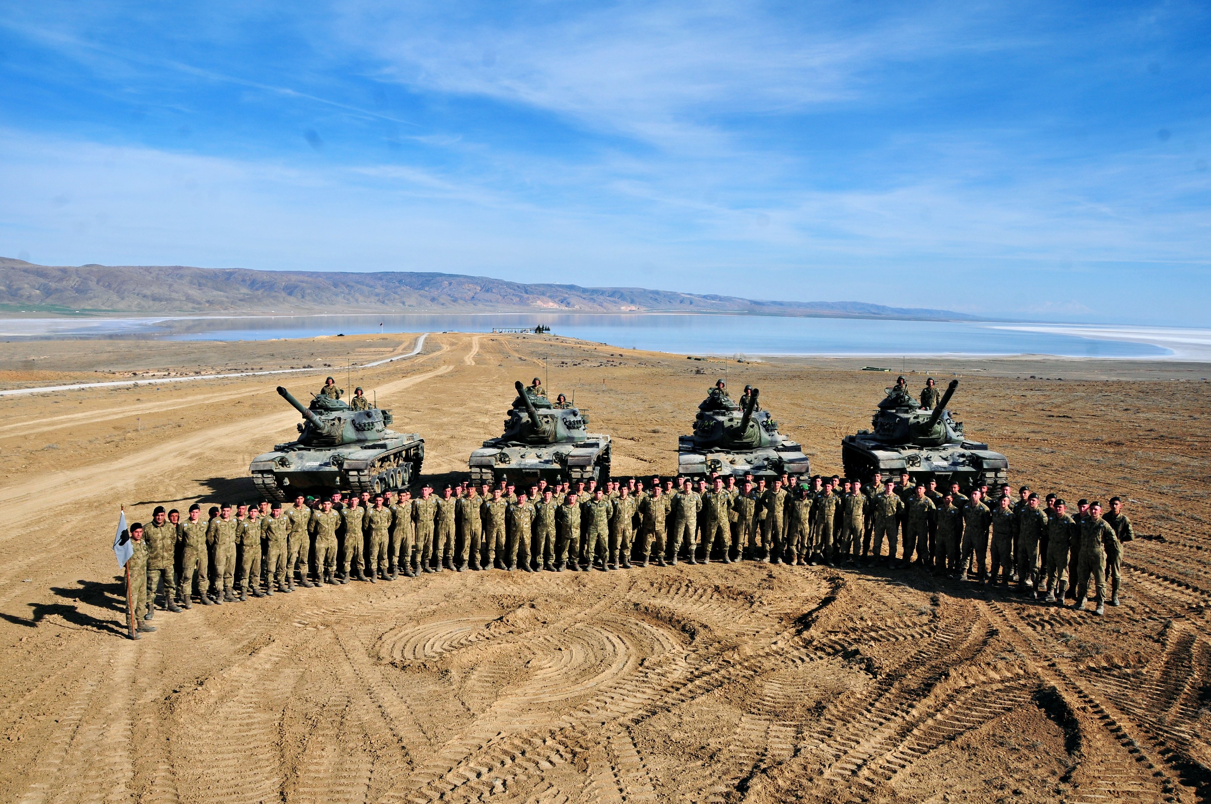 IM体育官网-土耳其对阵冰岛，激战将上演