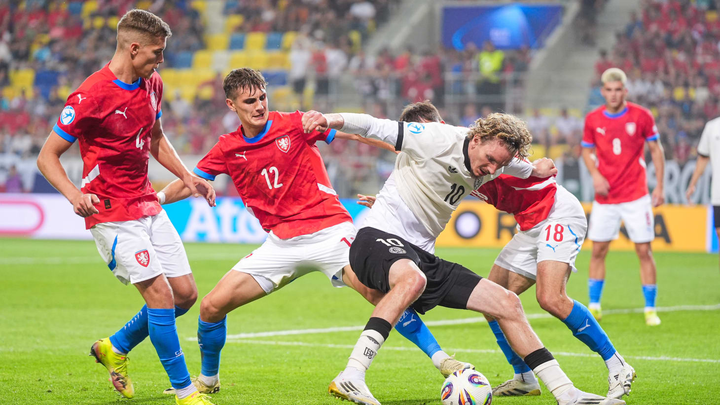 IM体育注册链接-包含欧洲足球精英集结，谁将荣获胜利？的词条