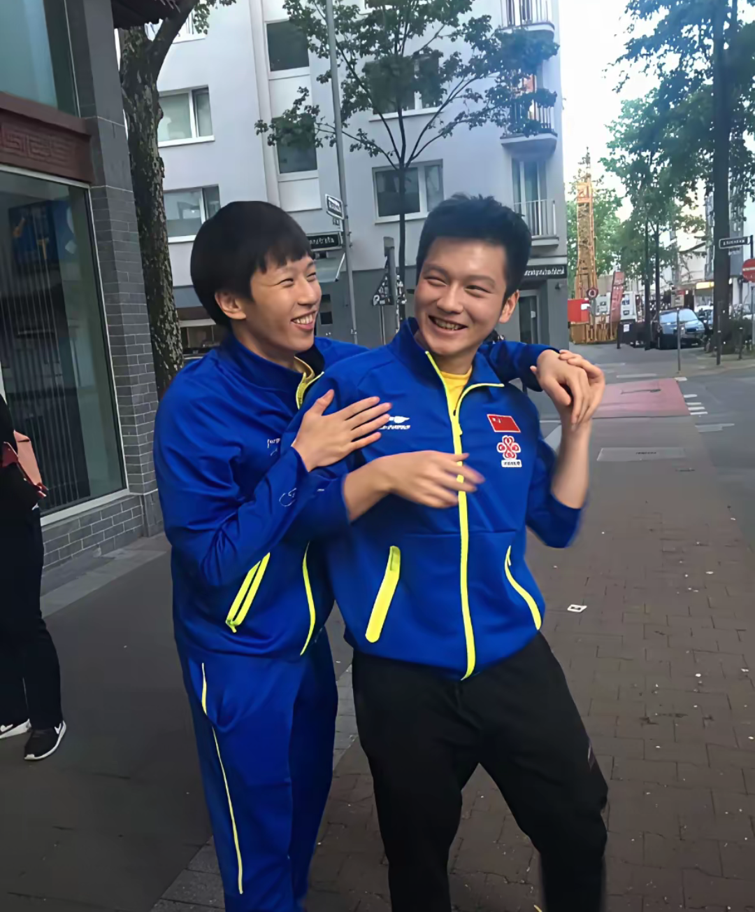 IM体育注册链接-韩国队轻取瑞典队，林高远状态火热的简单介绍