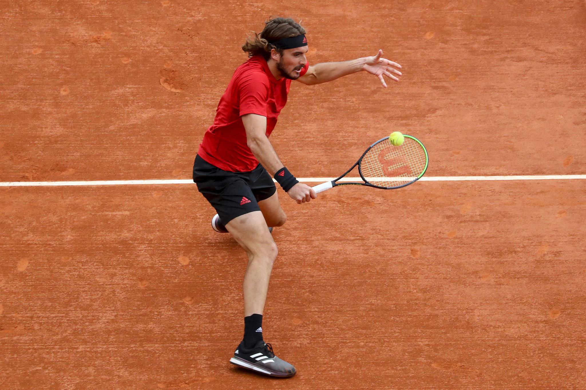 IM体育注册链接-蒙特卡洛大师赛险胜戴维斯杯,西西帕斯惊艳四座的简单介绍