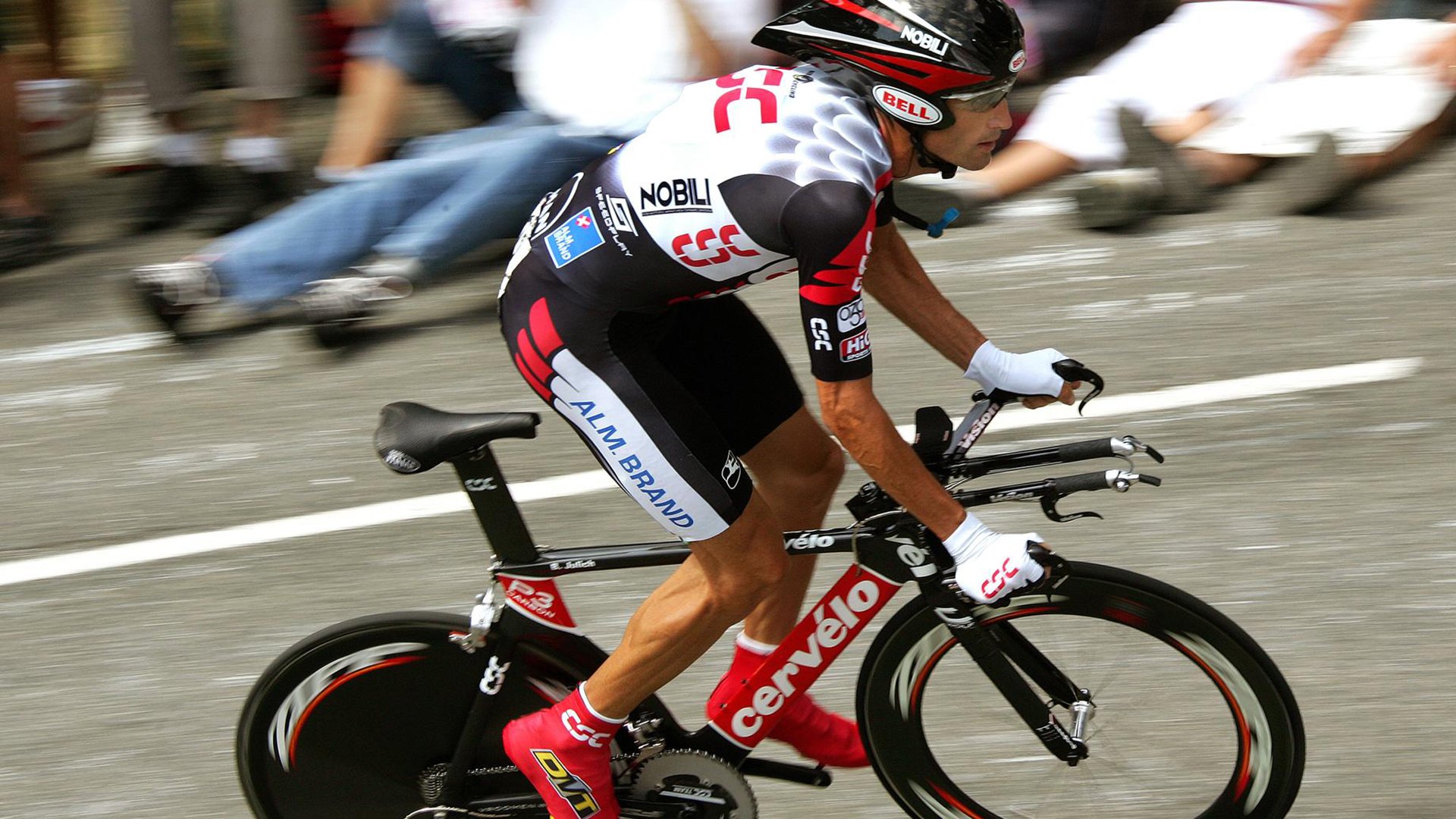 IM体育官方网-世界排名争夺战之夜，浓眉用实力证明自己