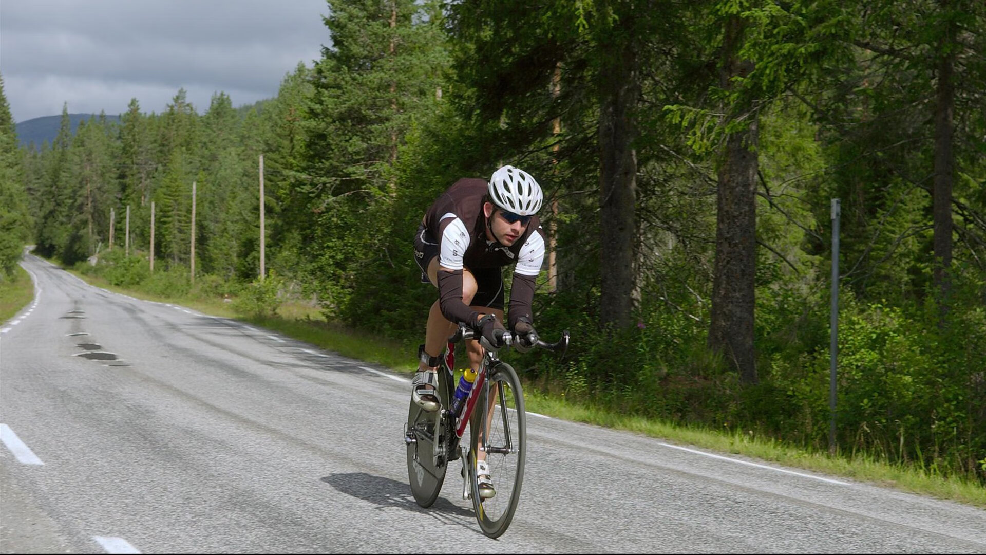 IM体育平台-卡马文加爆发引领摩纳哥淘汰赛过关,韩国新星闪耀欧洲赛场